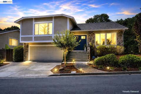 Photo of 135 Saint Germain Lane, Pleasant Hill, CA 94523 (MLS # 41143511)