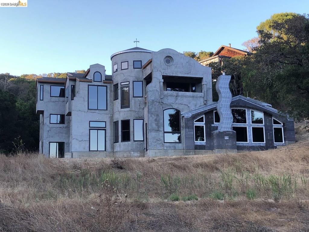 448 Grandview AVE