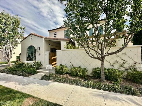 110 Copeland Irvine CA 92618