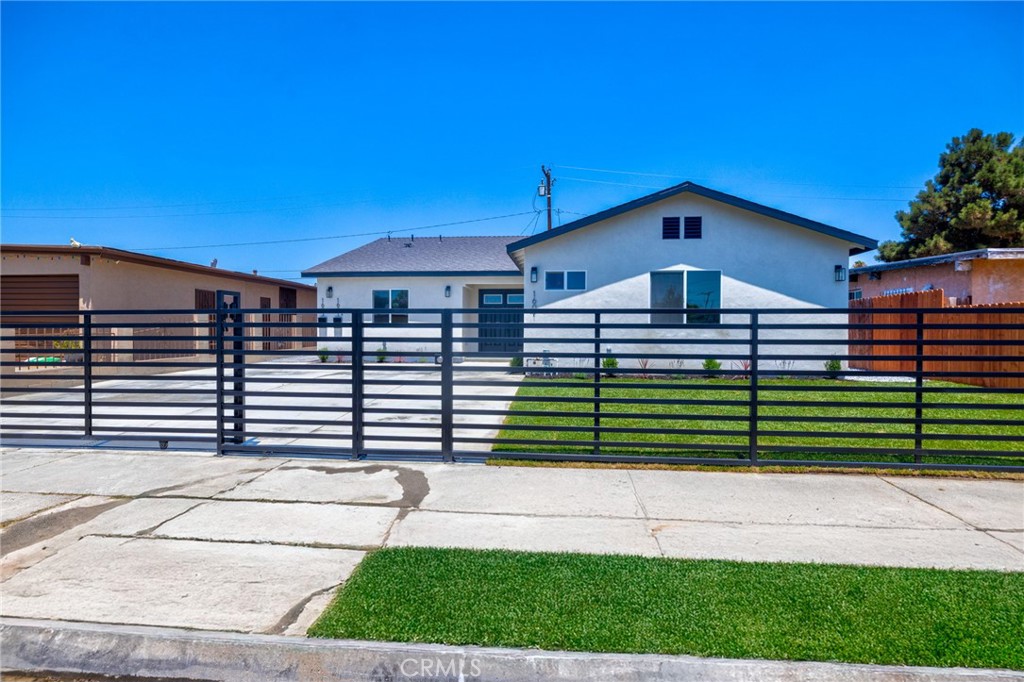 Brand new construction featuring 3 attached units on one lot in the growing city of Compton! This modern multi-family property offers a total of 7 bedrooms and 6 bathrooms across three well-designed units. The main unit includes 4 bedrooms and 4 baths, with two spacious primary suites. The second unit features 2 bedrooms and 1 bath, and the third unit (ADU) is a 1 bedroom, 1 bath—perfect for extended family or rental income.
All units have individual washer/dryer hookups and separate gas, electric, and water meters. The property includes a private driveway with off-street parking. Everything is brand new: plumbing, electrical, roof, and interiors with a clean, modern design. No tenants—ready for immediate move-in or rental at full market rates. Whether you're an investor or an owner-occupant, this is an ideal opportunity in a city experiencing growth, redevelopment, and increased demand. Live in one, rent the rest!