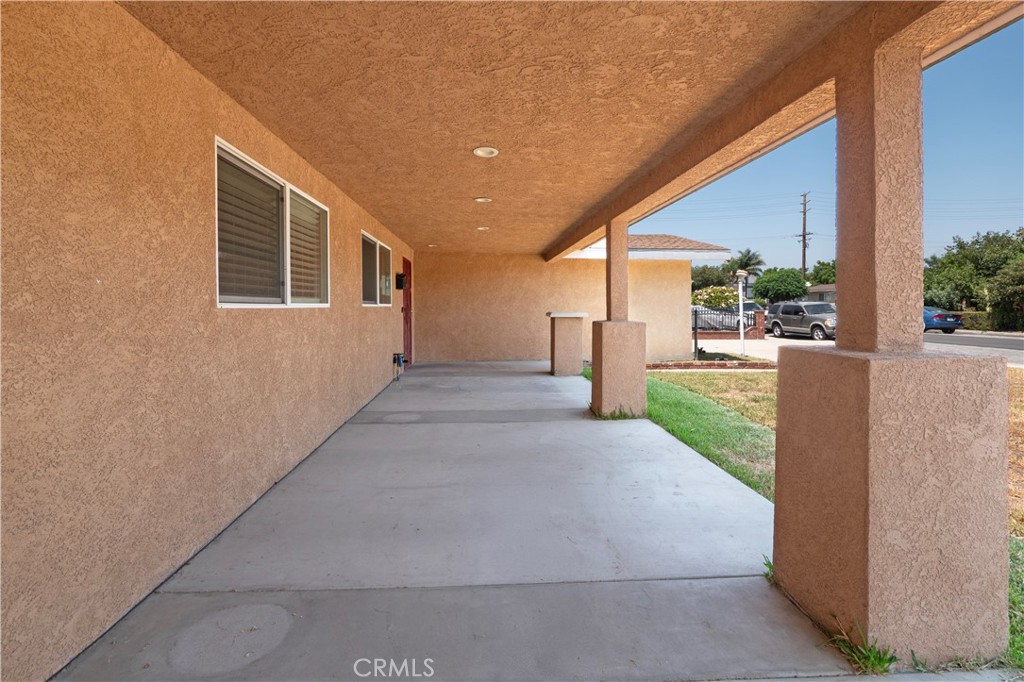 4739 N Conwell Avenue