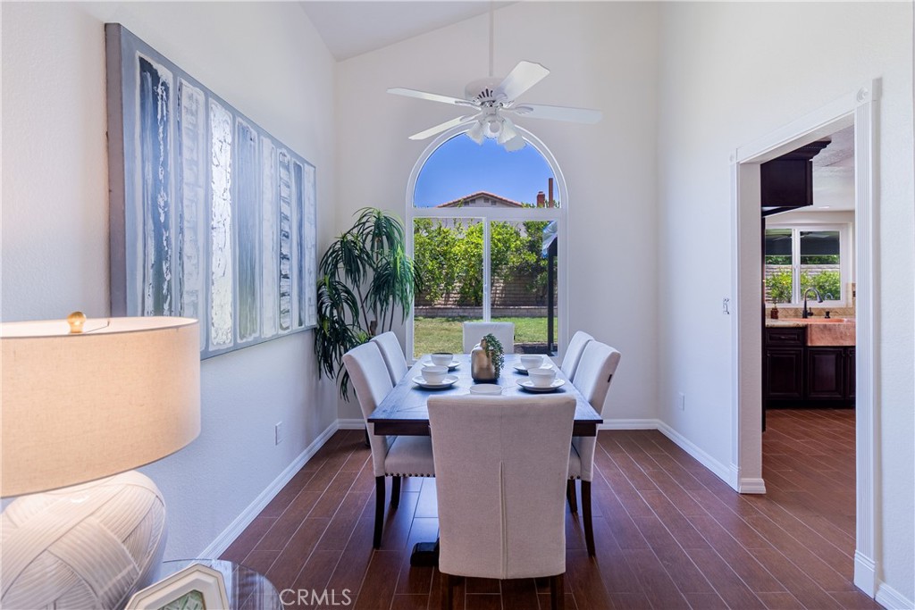 1534 W Summerset Drive