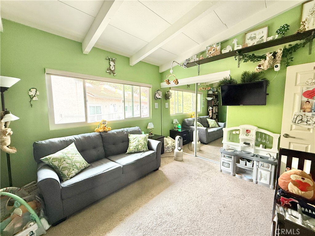Hillhurst Condos (HHC) - Residential