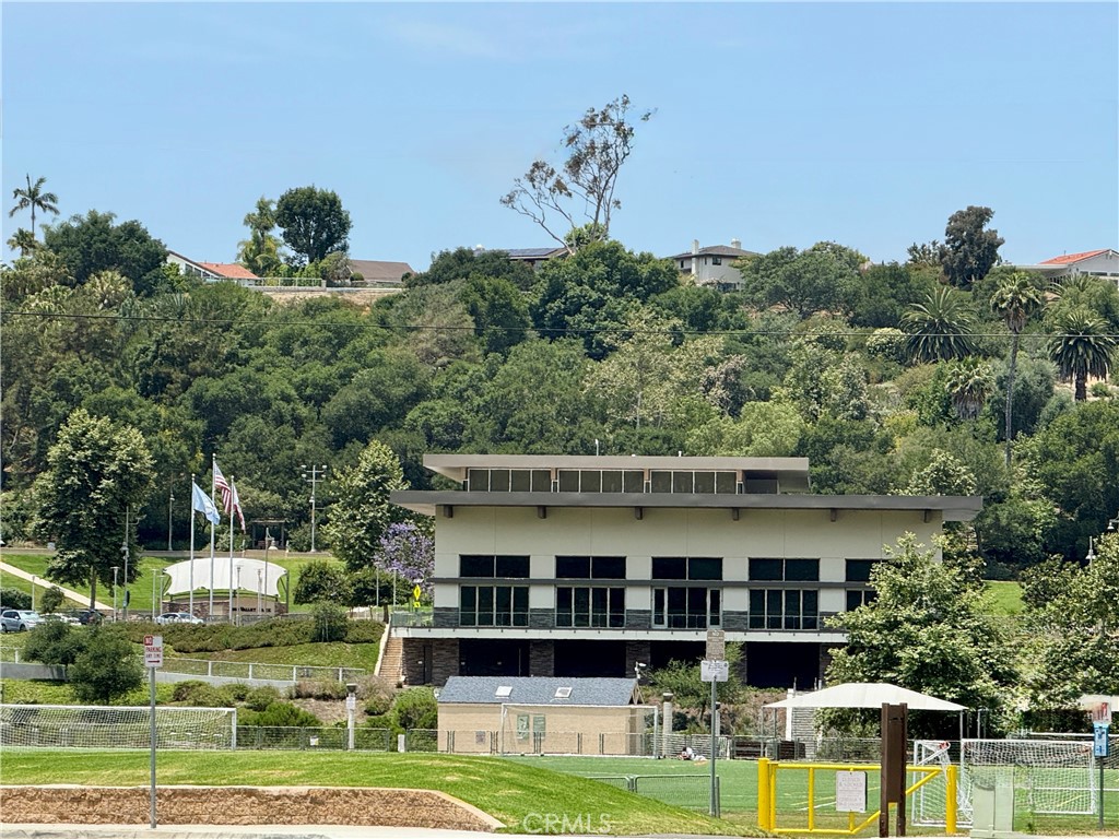 Hillhurst Condos (HHC) - Residential