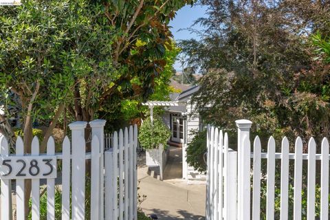 Photo of 5283 Harbord Dr Dr, Oakland, CA 94618 (MLS # 41132866)