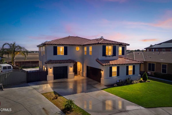 10109 SHARKTOOTH PEAK DR, BAKERSFIELD, CA 93311 - Image 7a7b5b2ef197bedc4871cd3cd55e2caa/2642848923
