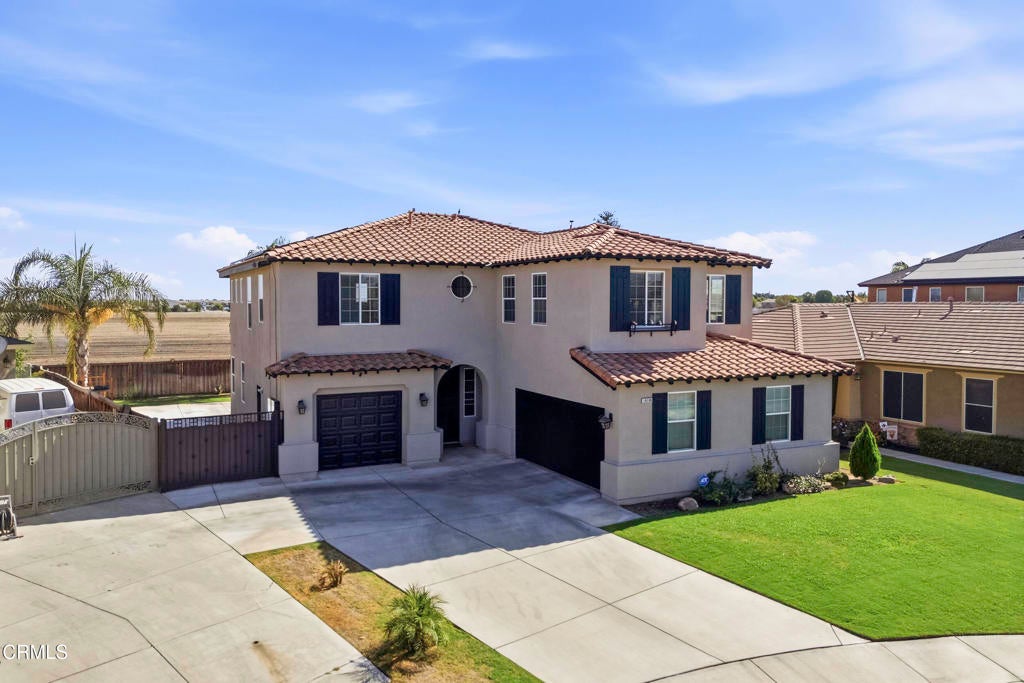 10109 Sharktooth Peak Drive