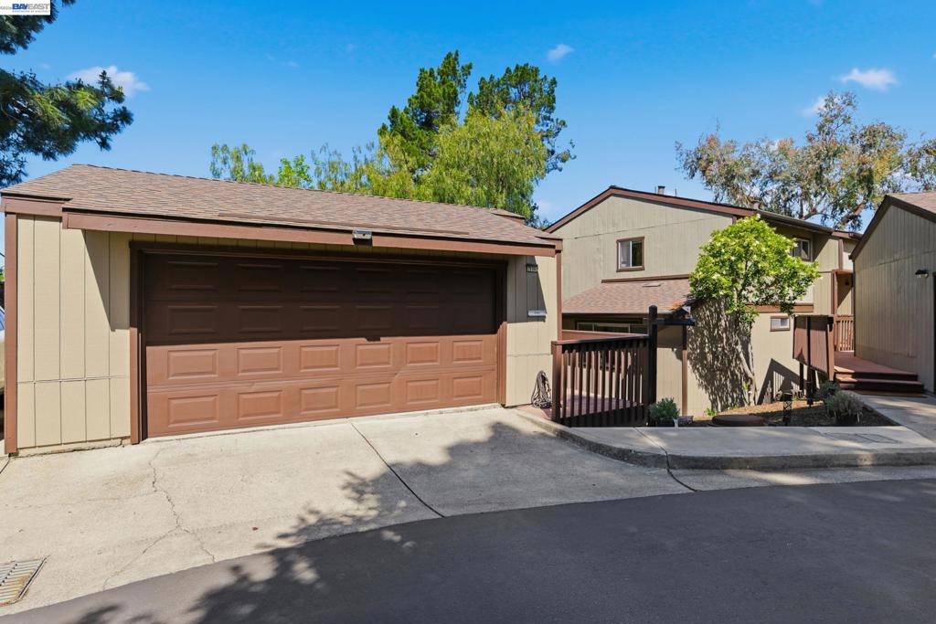 23004 Avis Ln Ln