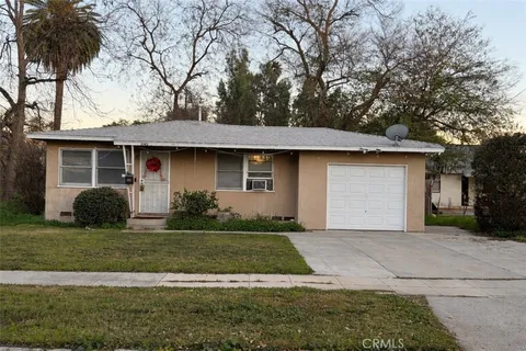 3142 Cedar St, Riverside, CA 92501 - MLS#: SW26022361