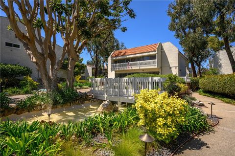 Photo of 603 S Prospect Avenue #205, Redondo Beach, CA 90277 (MLS # SB25214860) Photo of 603 S Prospect Avenue #205, Redondo Beach, CA 90277 (MLS # SB25214860)
