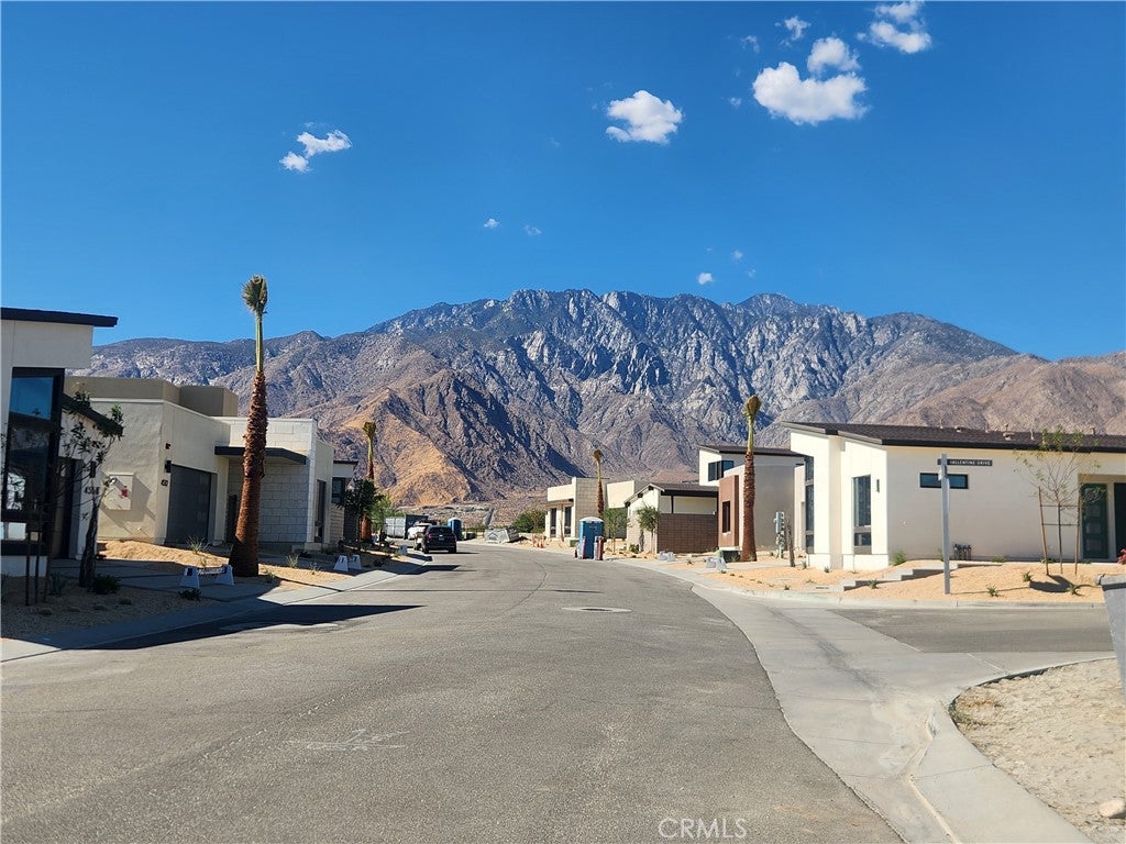4532 Thunderbird Way