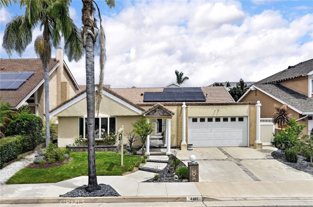 4181 Avenida Madrid