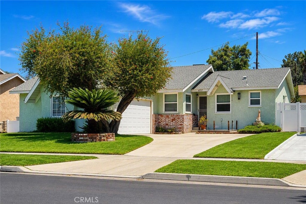 4737 Toyon Road