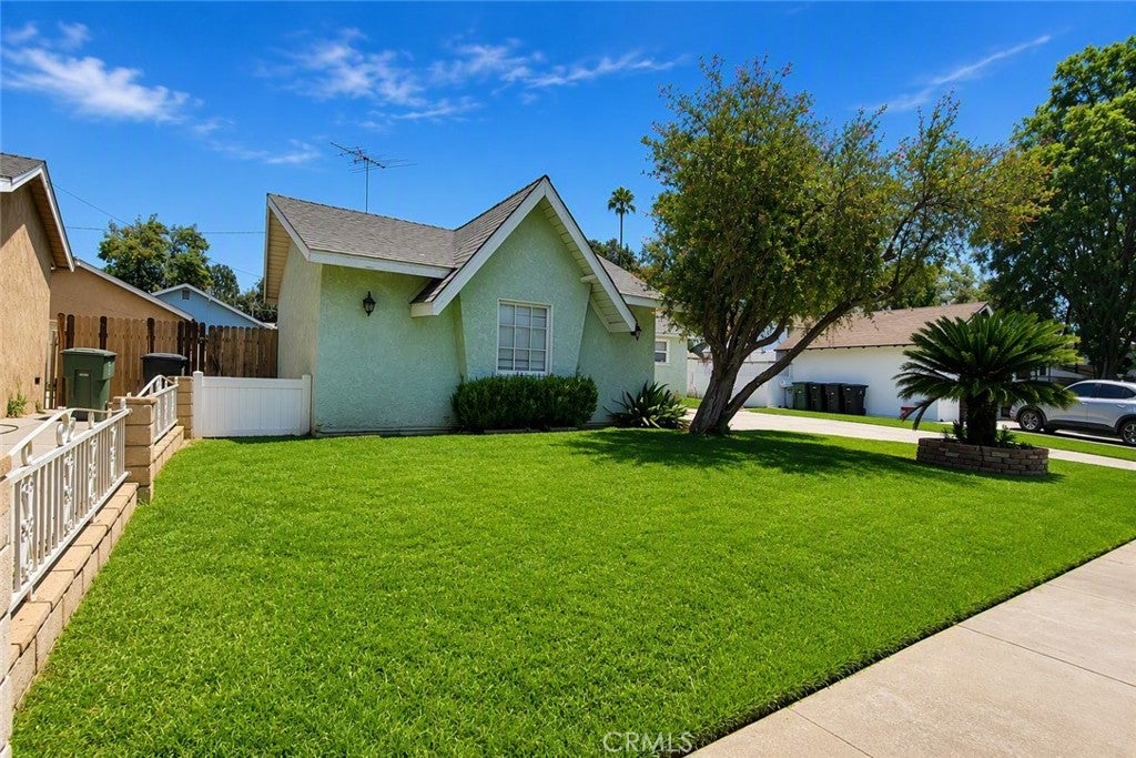 4737 Toyon Road
