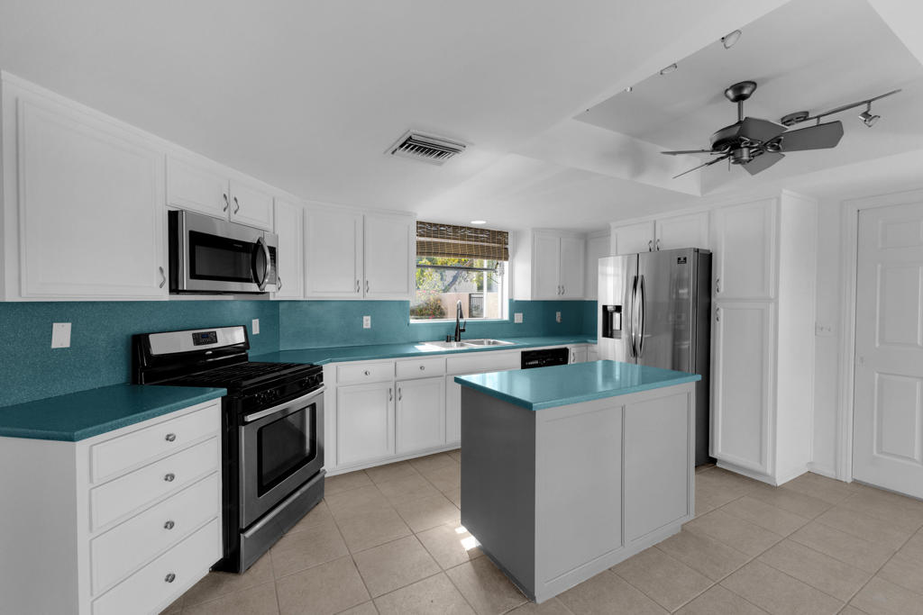 Cathedral City Cove - Residential Lease