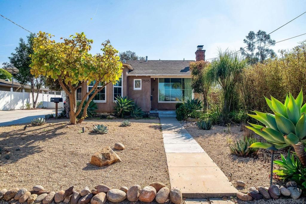 Photo of 7595 Saranac Ave Ave, La Mesa, CA 91942 (MLS # 250043411SD)