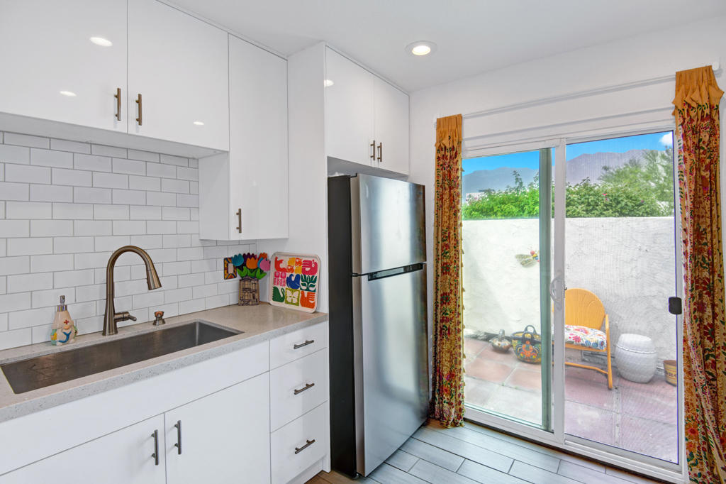 1527 Spyglass Plaza