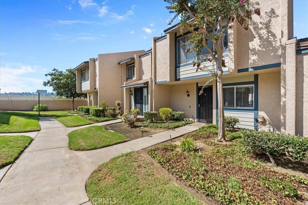 1002 Harrington