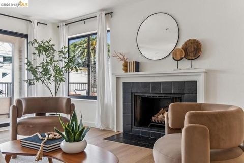 Photo of 322 Hanover Ave Ave #212, Oakland, CA 94606 (MLS # 41130366)