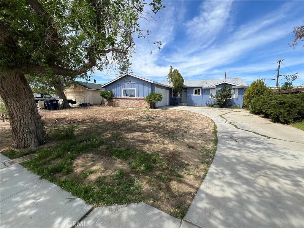 This charming home offers 3 bedrooms and 2 bathrooms, featuring brand-new flooring, updated windows, fresh interior paint, and a nicely sized backyard—perfect for relaxing or entertaining. Conveniently located close to the Mojave Airport and local amenities, this move-in-ready property is a must-see!