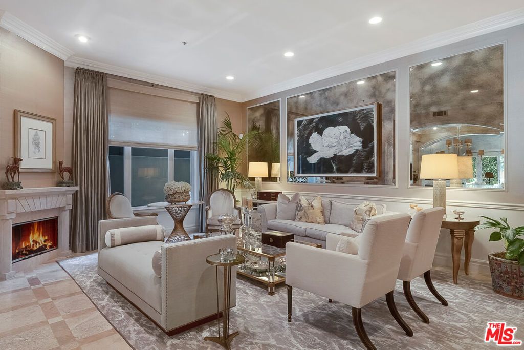 Photo of 13023 Montana Avenue #104, Los Angeles, CA 90049 (MLS # 26654593)