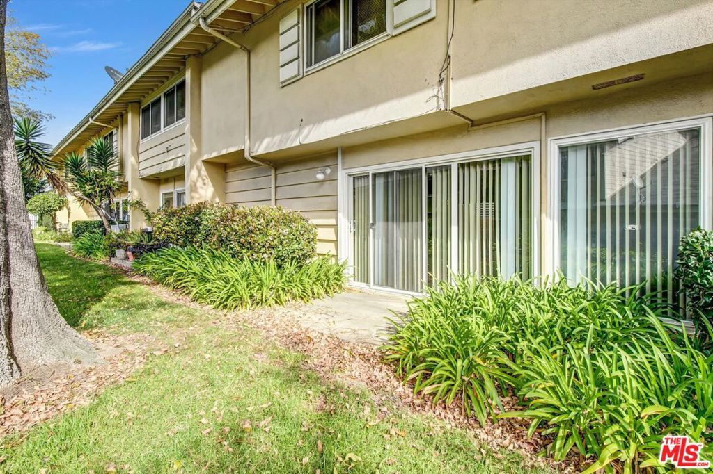 Photo of 3500 W Manchester Boulevard #168, Inglewood, CA 90305 (MLS # 26649769)