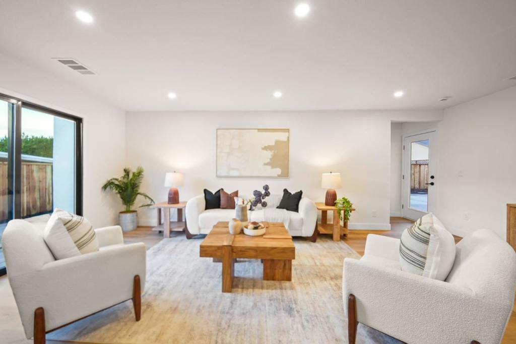 Properties 2 3631 Haven Avenue