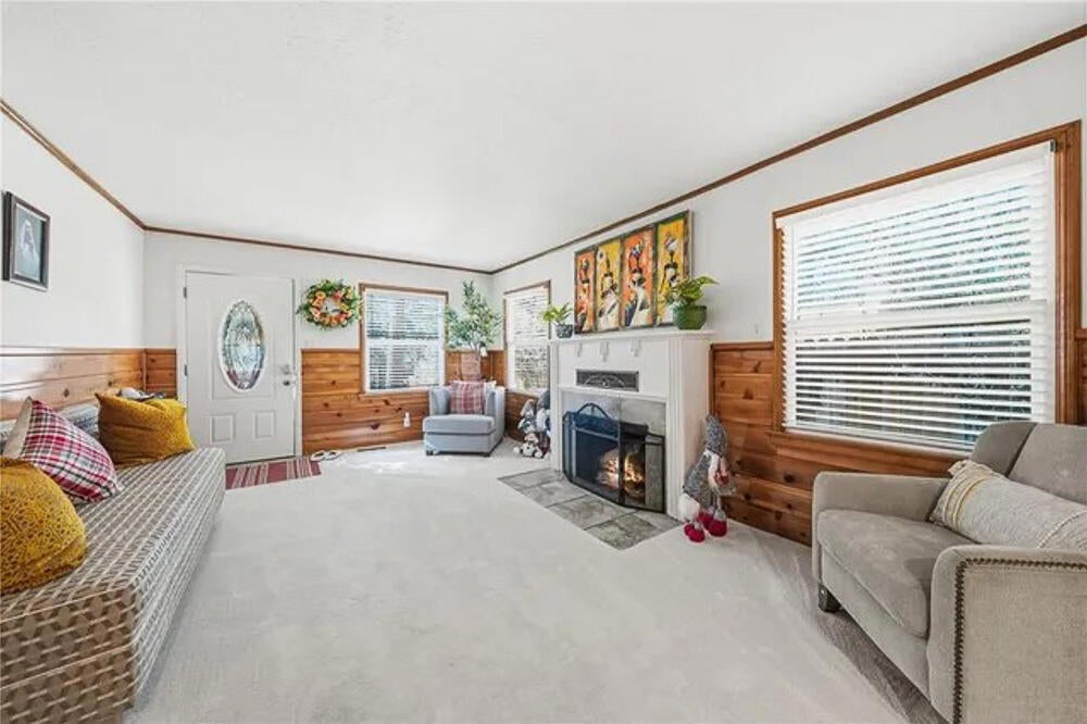 195 Knoll Road