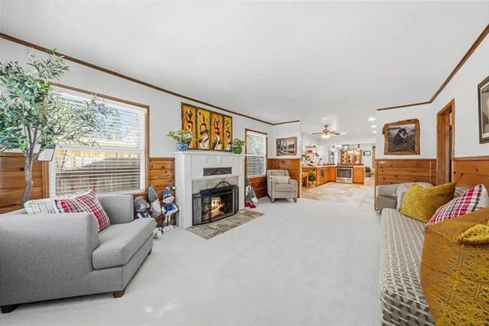 195 Knoll Road