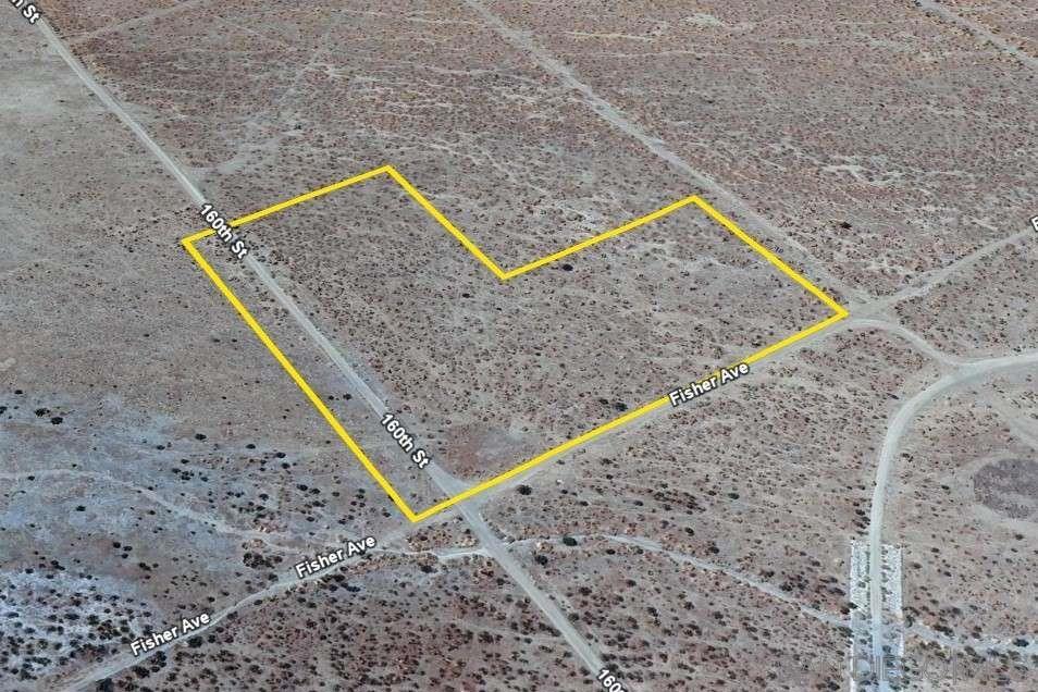 Enjoy the peace and space that come with this 7.50-acre property in Rosamond, Kern County, CA! Surrounded by open skies and a quiet atmosphere, this land is zoned for estate residential use and has dirt road access. It’s an excellent opportunity to build a home that fits your vision. Located just 36 minutes from Lancaster, you’ll be close to shopping, dining, and city conveniences. The area offers a balance of privacy and accessibility, making it ideal for those who value both. Create a lifestyle that offers room to grow in a setting that feels open and inviting!