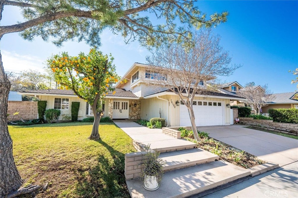 19100 Castlebay Lane