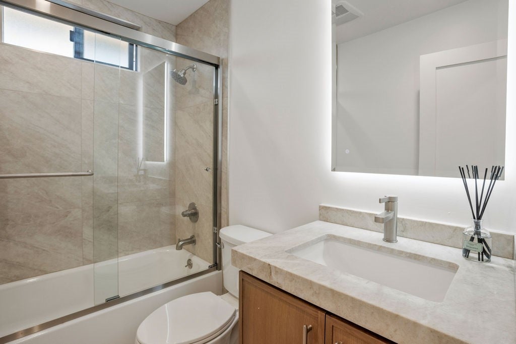 8711 Larkport Drive, Huntington Beach CA 92646 - Photo 30