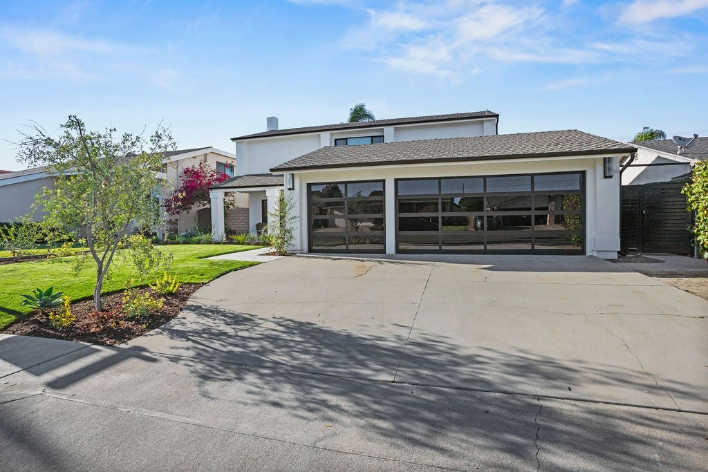 8711 Larkport Drive
