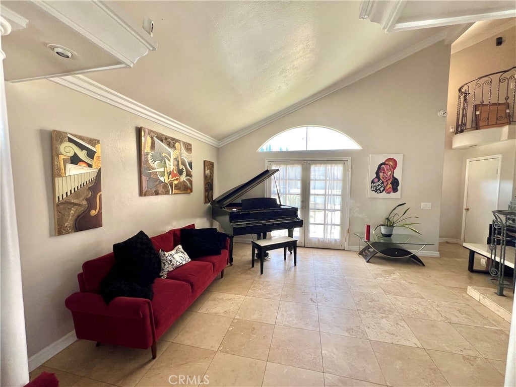 4330 Roosevelt Court