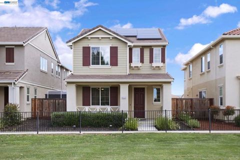 Photo of 4323 Lennox Ln LN, Tracy, CA 95377 (MLS # 41136013)