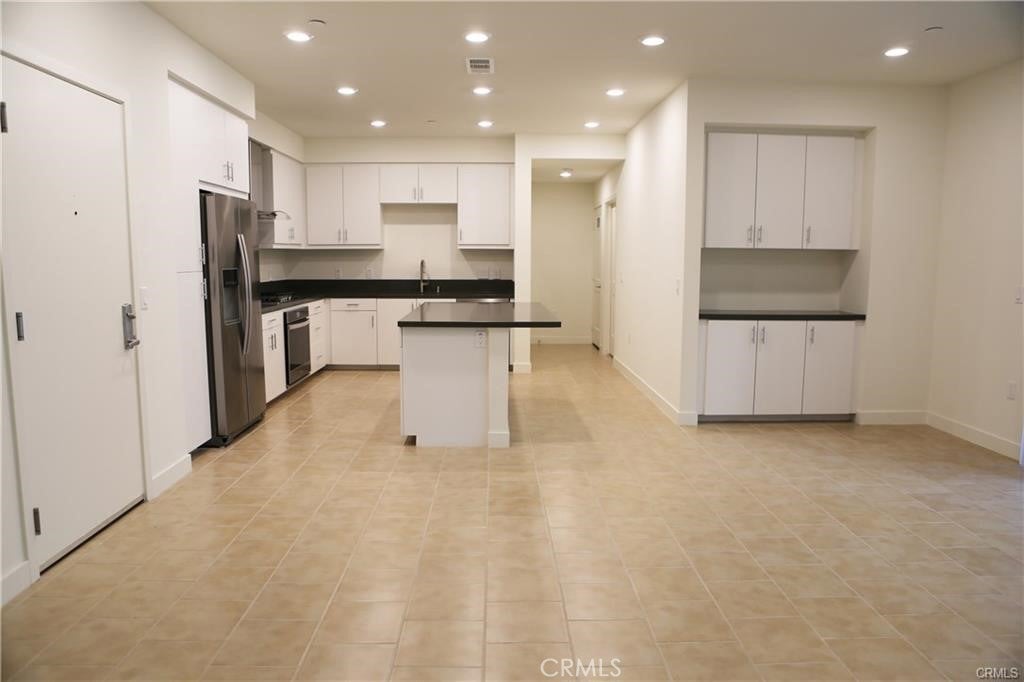 1304 Nolita