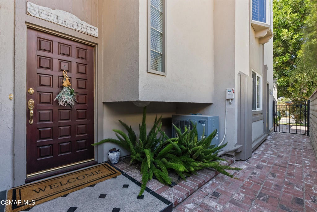 1640 Pierside Lane