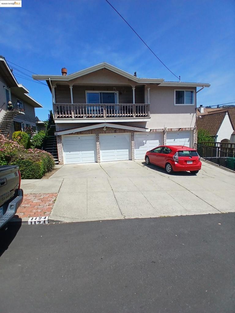 Bring that fussy buyer. Property has been updated. New kitchen and bath. new carpet thru out.