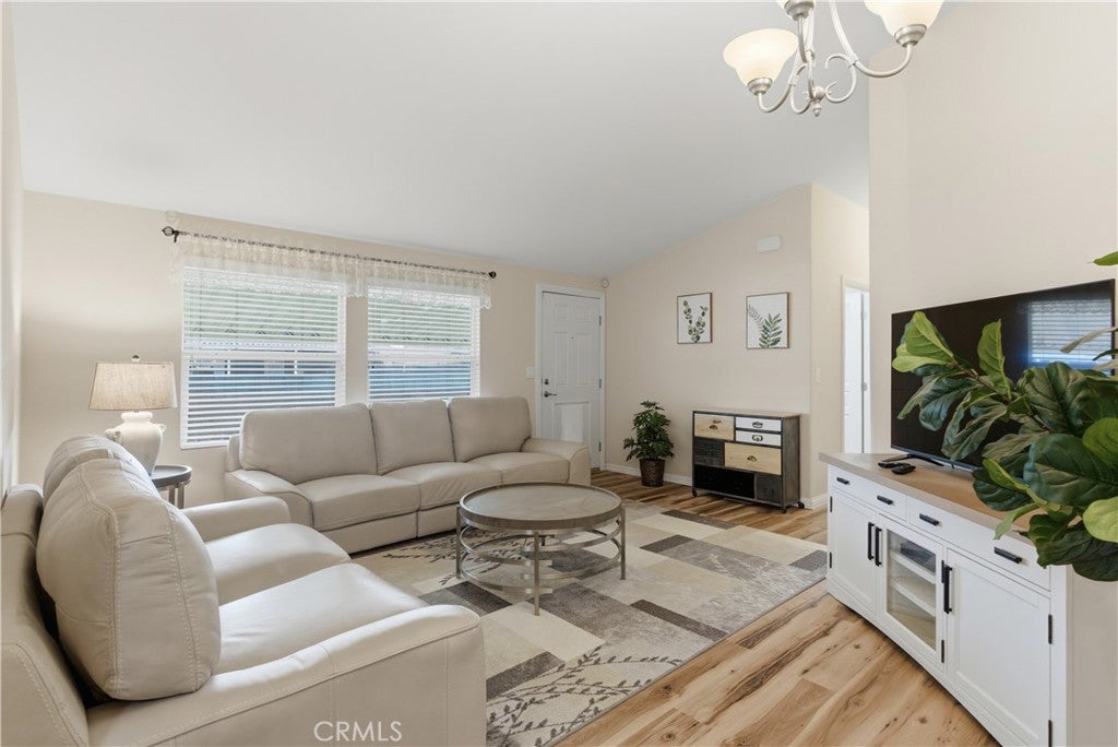 1225 Taft Highway 5