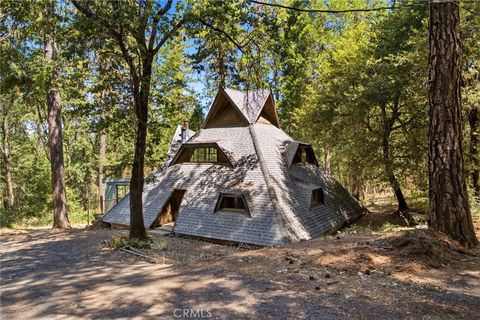 Photo of 13081 Doe Mill Road RD, Magalia, CA 95954 (MLS # SN26158450)