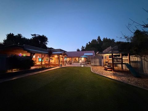 Photo of 162 Mar Monte Avenue, Watsonville, CA 95076 (MLS # ML82046168)
