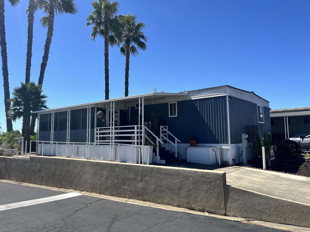 1120 E Mission Road 76