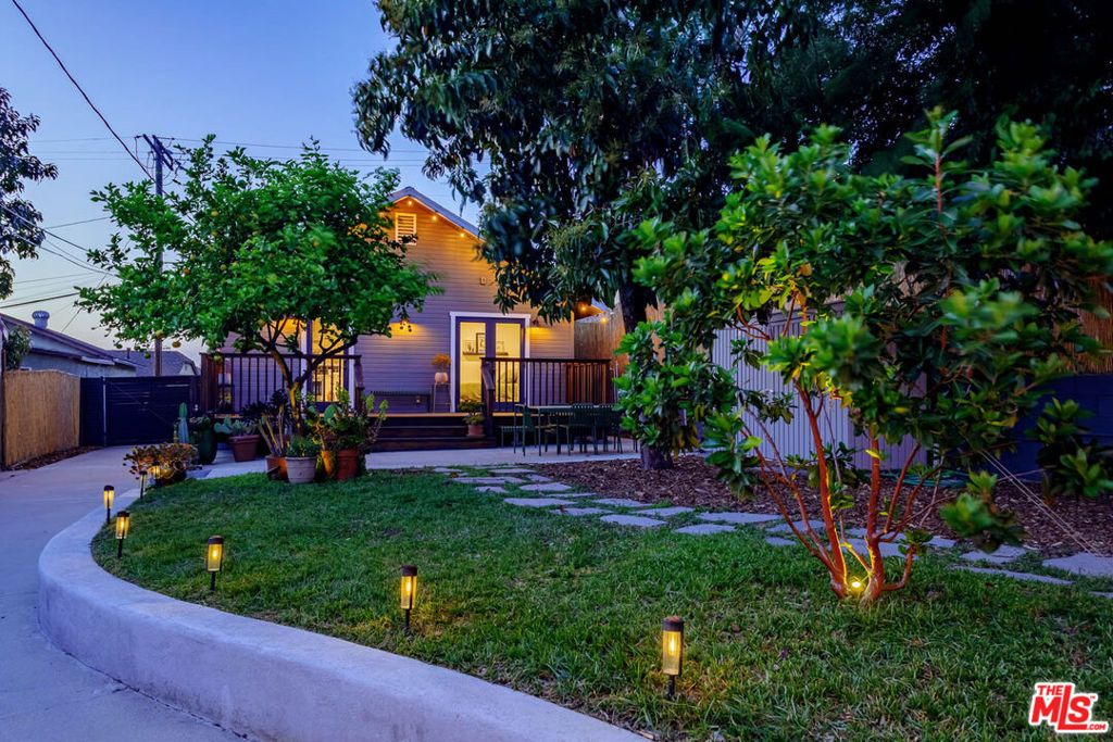 listing image 130723072953358192216