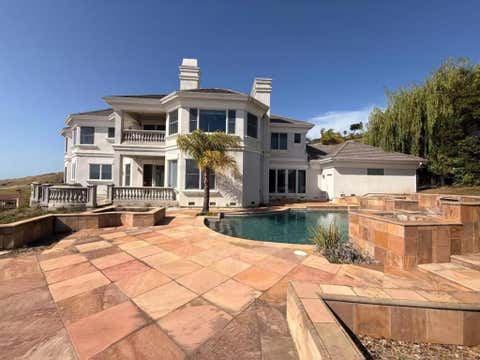 Photo of 1621 Geist Court, San Jose, CA 95132 (MLS # ML82049919)