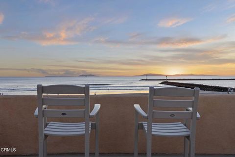 Photo of 2421 Ocean Drive, Oxnard, CA 93035 (MLS # V1-34495)