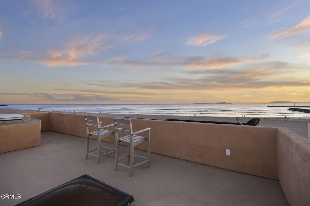 Oxnard, California, 93035, United States, 5 Bedrooms Bedrooms, ,5 BathroomsBathrooms,Residential,Active,2015816