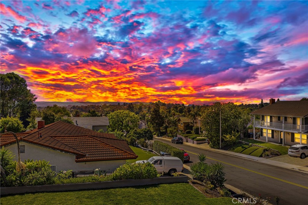 26652 Saddleback Drive