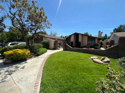 Photo of 23020 Posada Drive, Valencia, CA 91354 (MLS # 226003120)