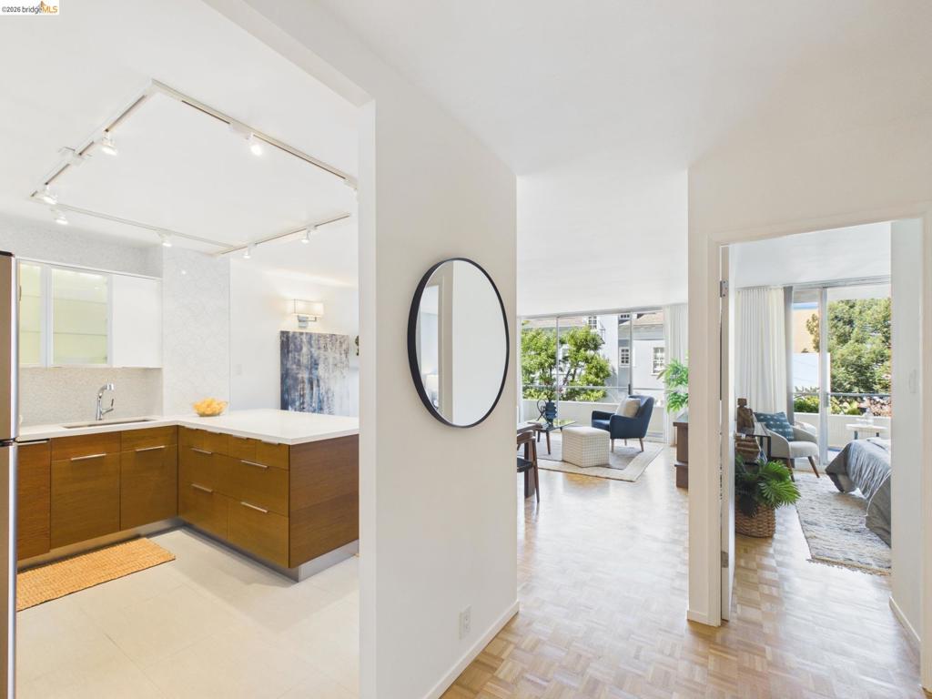 320 Lee St 303