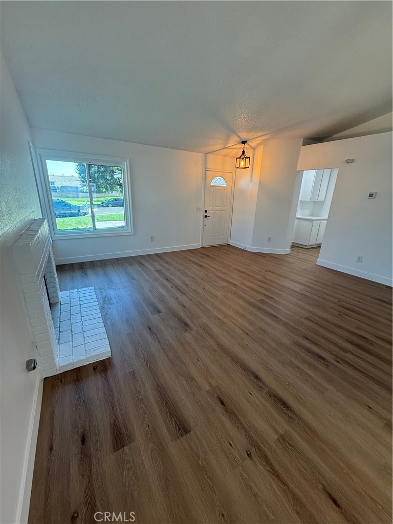 2724 June Place